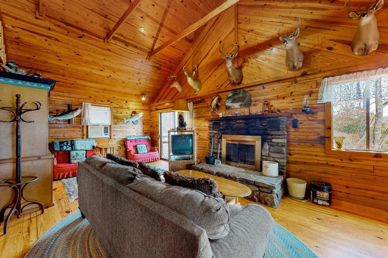 Charlie'S Ol' Fishing Cabin ยูเรกาสปริงส์ ภายนอก รูปภาพ