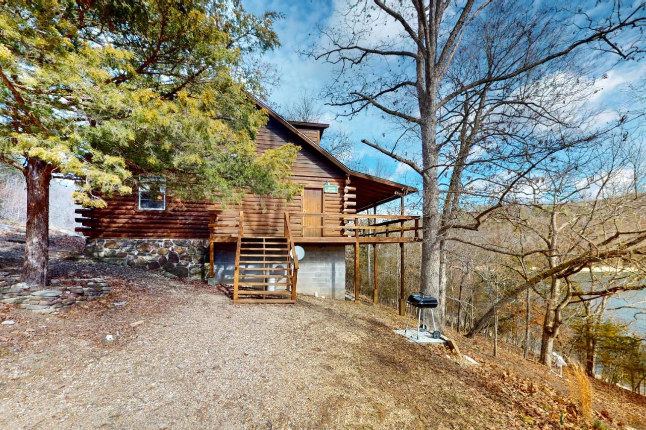 Charlie'S Ol' Fishing Cabin ยูเรกาสปริงส์ ภายนอก รูปภาพ